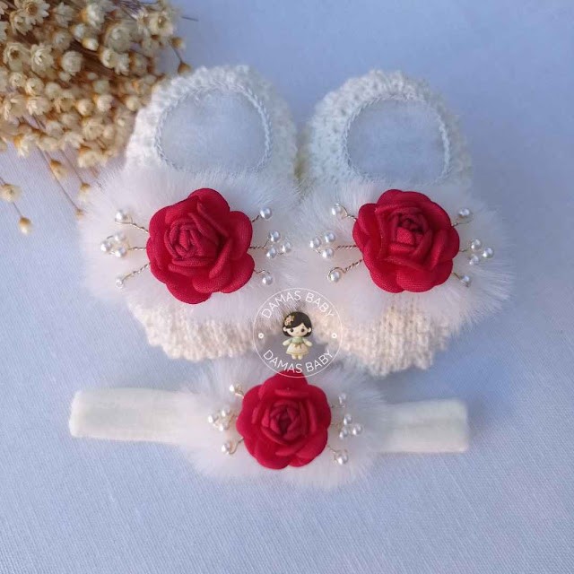 Freya Pompom Flor Arranjo - Marfim c/ Vermelho