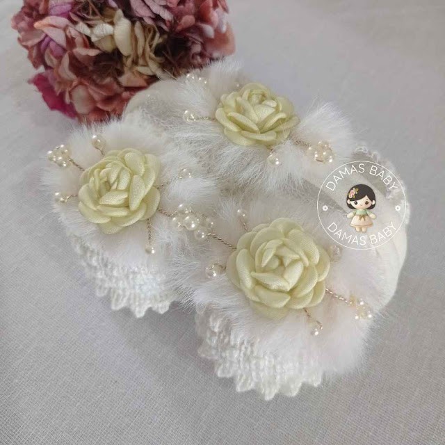 Freya Pompom Flor Arranjo - Marfim c/ Amarelo